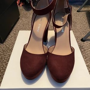 Sun + Stone plum block heel